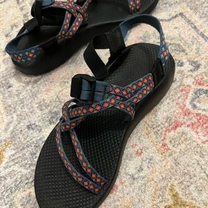 Chaco Women's ZX1 classic Burst Blue size 9